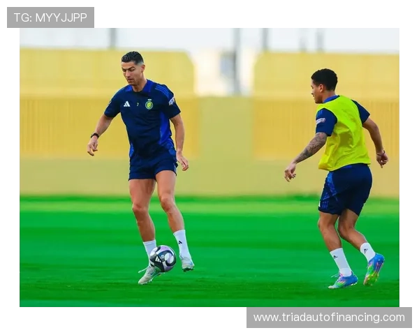 C罗回归利雅得胜利战哈萨首发